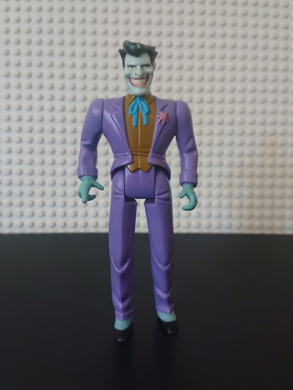 1993 Kenner DC - The Joker 5" Action Figure - Batman the Animated Series